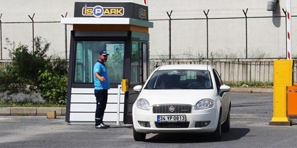 Taksi, minib�s ve dolmu� duraklar� �SPARK'a emanet