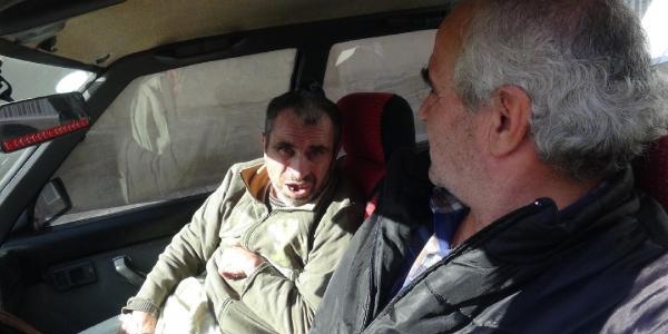 Engelli maa�� kesilen yak�n�n� kuruma b�rakmak istedi