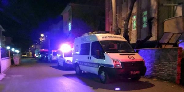 Müteahhit evinde ölü bulundu