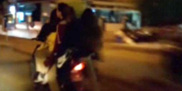 Kız öğrencilerin elektrikli bisikletle ölüm oyunu
