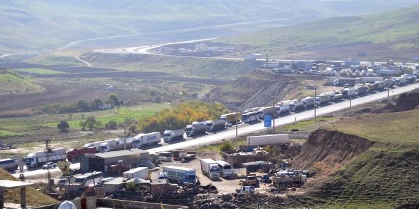 Cizre'de silahlı saldırı: 1 polis yaralı