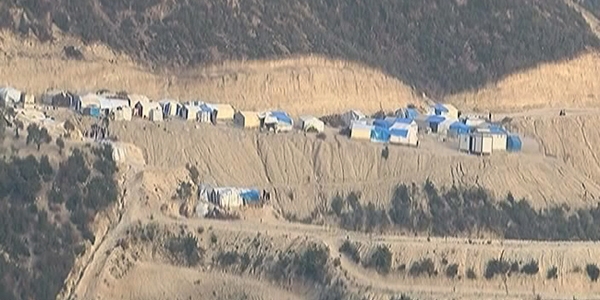 250 Türkmen Güveççi köyü sınırına sığındı