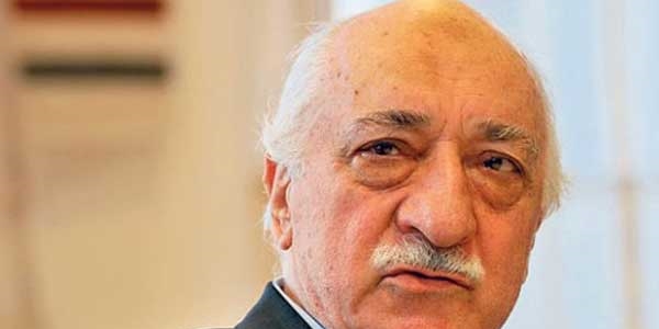 Milyonluk FETÖ öğretmenleri
