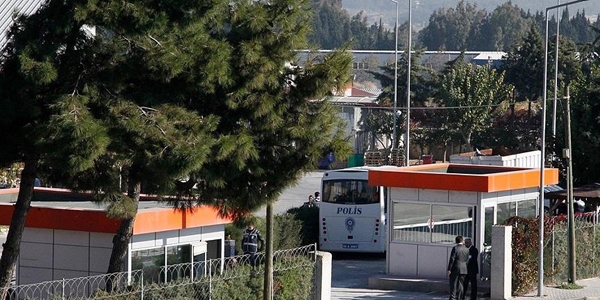 Kaynak Holding'le bağlantılı 12 şirkete kayyum