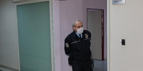 Erzincan'da PTT şubesinde şüpheli zarf