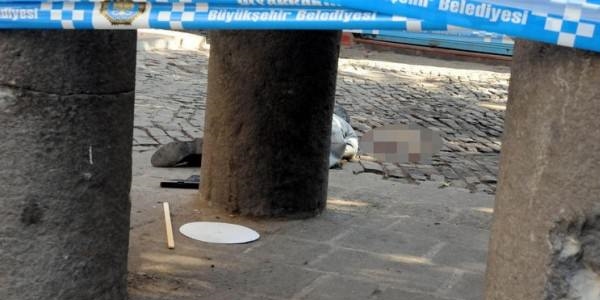 Tahir Elçi'yi vuran mermi polise ait değil
