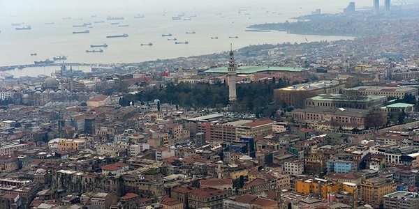 'İstanbul'daki 100 bin emlakçıdan 90 bini kaçak'