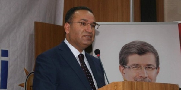 'Diyarbakır'daki terör saldırısı Türkiyemizi hedef almıştır'
