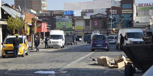Diyarbakr'daki terr saldrsna ilikin bir kii gzaltna alnd