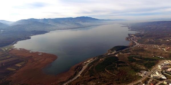 Sapanca Gölü'nde su seviyesi yükseldi