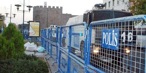Diyarbakır'da sokağa çıkma yasağı