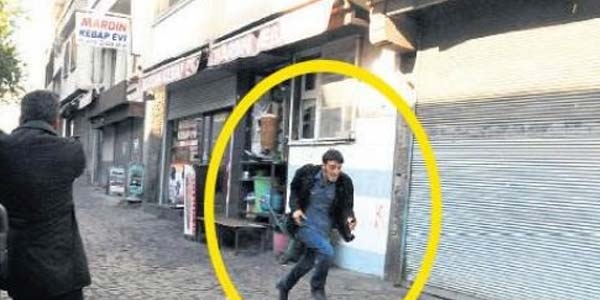 Tahir Elçi'nin öldüğü olayda 2 polis nasıl şehit oldu?
