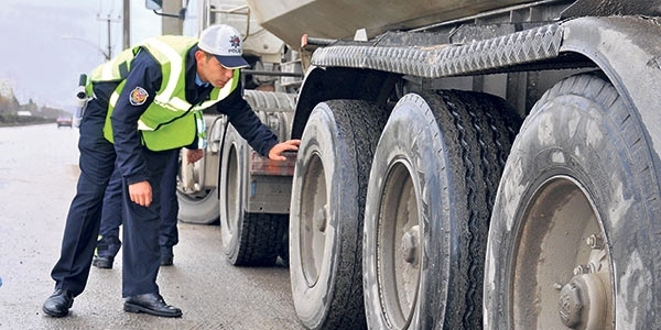 Zorunlu kış lastiği uygulaması ve ayrıntıları
