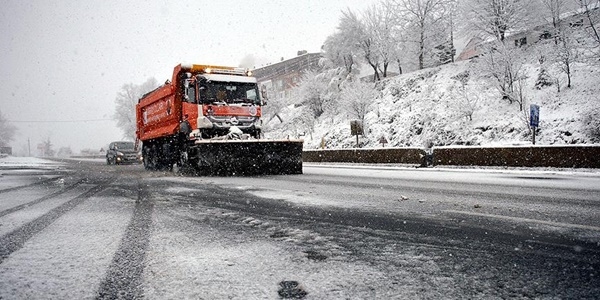 TEM otoyolunun Ankara istikameti ulaşıma kapandı