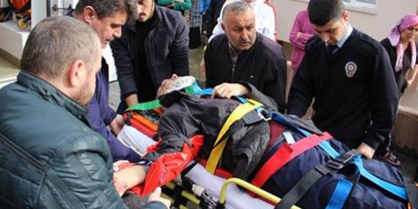 Öğrenci servisinin çarptığı emekli öğretmen öldü