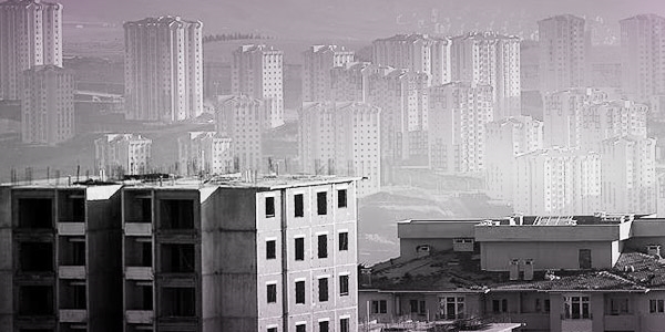 Beton bloklar komşuluğu yok etti