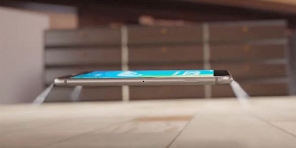 Paraşütlü iPhone 7