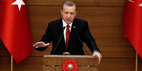 'Türk Akımı Projesi'ni biz rafa kaldırdık'