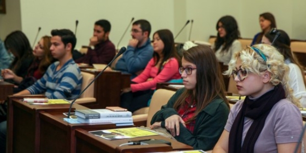 Türkiye'de 181 bin 36 çocuk gelin var
