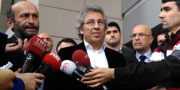 Gazeteci Dündar ve Gül'den Anayasa Mahkemesi'ne başvuru