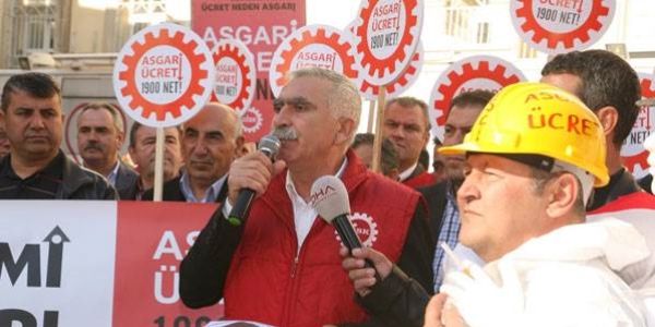 DİSK, asgari ücretin bin 900 lira olmasını istedi