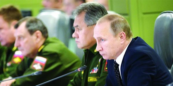 Rusya, askeri ve diplomatik admlar atmaya balad