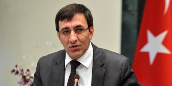 Ylmaz: Mlteci sorunu tm insanln meselesidir