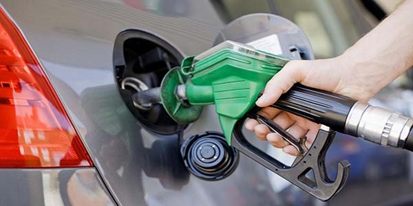 Petroldeki düşüş %45, vatandaşa yansıyan %3.4
