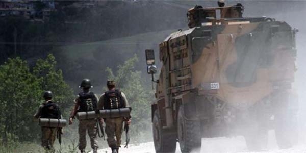 Şemdinli'de PKK'ya askeri operasyon