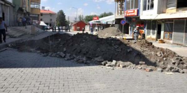 Hendek kazılmasına karşı çıkan esnaf darbedildi