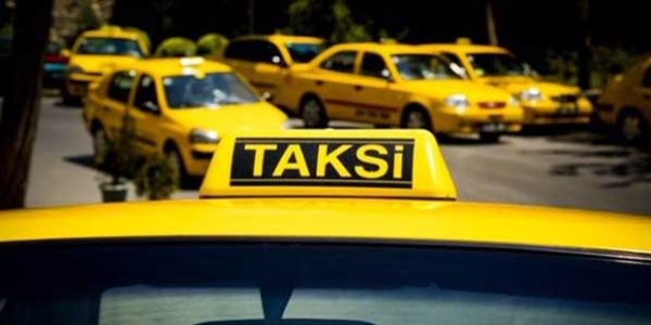 Taksilerin renci servisi iinde kullanlmas yasakland