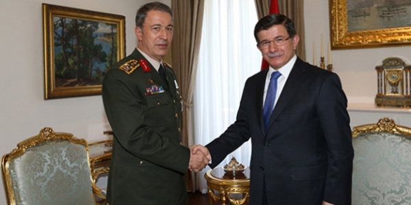 Başbakan Davutoğlu, Orgeneral Akar'ı kabul etti