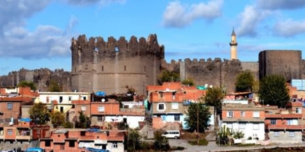 Sur'da sokağa çıkma yasağı kaldırıldı