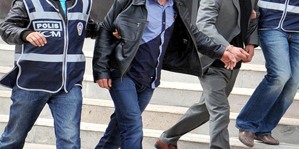 6 Ay önce öldürülen cezaevi müdürürü ile ilgili 2 zanlı tutuklandı