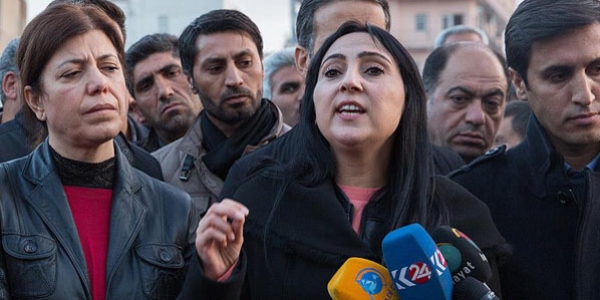 HDP, sokağa çıkma yasağını AYM'ye götürdü
