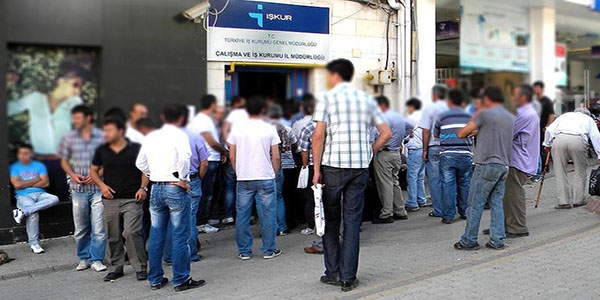 İşsizlik 0,2 puan azalarak yüzde 10.3 oldu