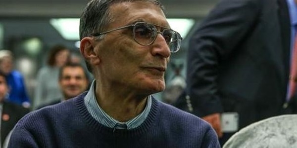Erdoğan istedi, Sancar tekrar etti: Sigarayı bırakın