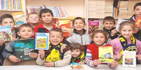 Odunluk, öğretmenler tarafından kütüphaneye dönüştürüldü