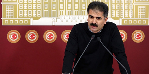 Eski vekil hakkında 'Cumhurbaşkanına hakaret' davası