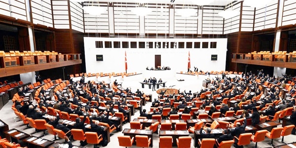 2016 yılı geçici bütçesi kabul edildi