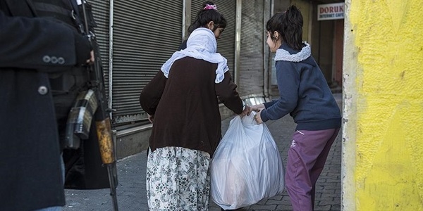 'Terör en çok sivillere zarar veriyor'
