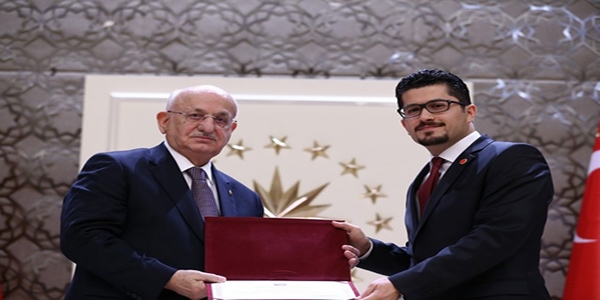 Niğde Üniversitesi başarılı genç bilim insanı ödülünü aldı