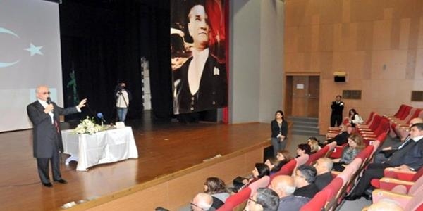 'Atatürk alkolden değil, kinin ilacı kullandığı için sirozdan öldü'