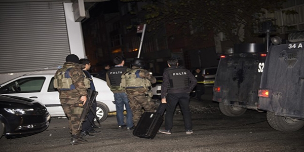 İki kadın terörist etkisiz hale getirildi
