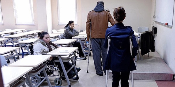 184 engelli öğretmen adayının ataması yapıldı