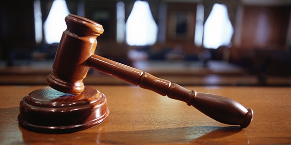 Polise taş atana 19 yıl hapis istemi