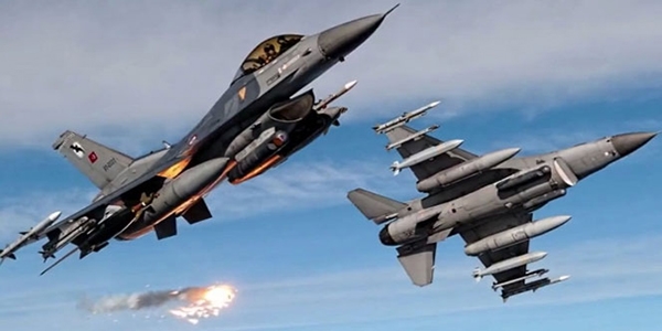 F-16'lar Suriye sınırında