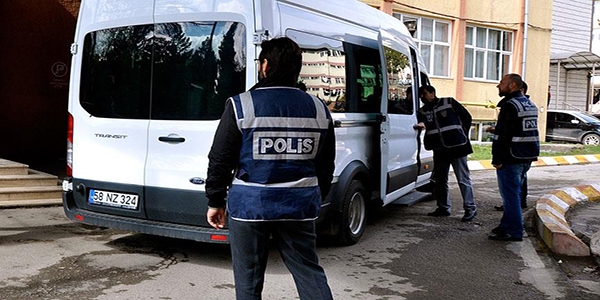 Sivas merkezli FETÖ/PDY operasyonunda 7 gözaltı