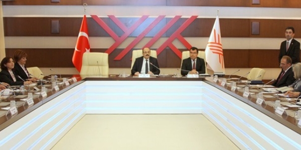 YÖK kalite kurulu başkan ve yardımcıları