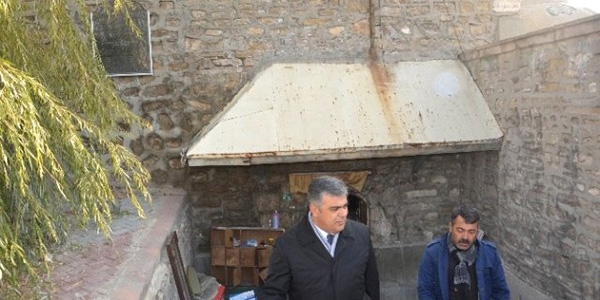 Sur'da mağdur olan esnafa kira zammı yapılmayacak